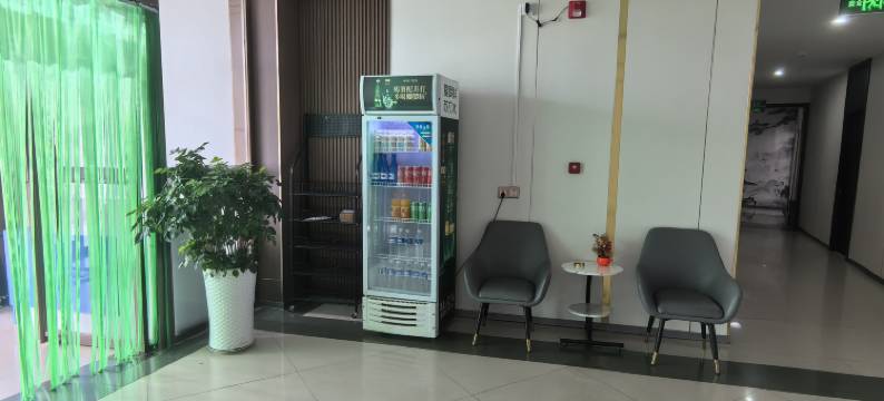 轻住酒店(临沂沂水珠江路东皋公园店)图片