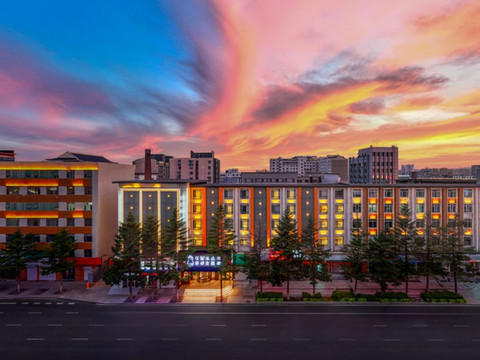 花笙·设计师酒店(延吉延边大学朝鲜族民俗园店)