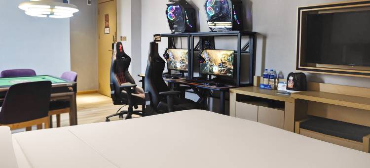 本色电竞酒店(益阳城市学院店)图片