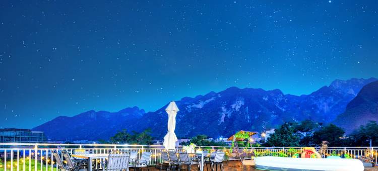 栖霞山居民宿(华山景区游客中心店)图片