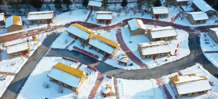 雪韵假日精选酒店(亚布力滑雪旅游度假区店)图片