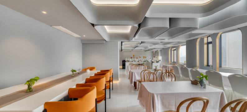 寓约电竞酒店(南昌秋水广场翠苑路地铁站店)图片