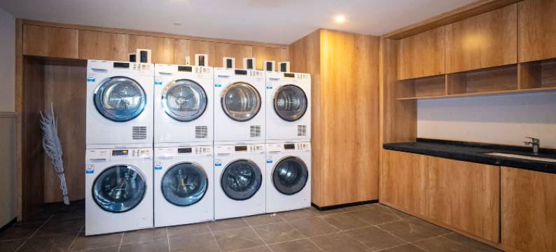 百林间温泉度假酒店(青城山站店)图片