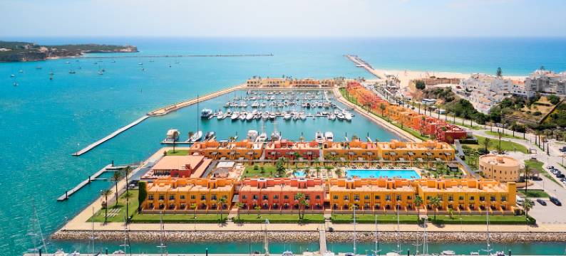 波尔蒂芒码头 NH 度假村酒店式公寓(NH Marina Portimao Resort)图片