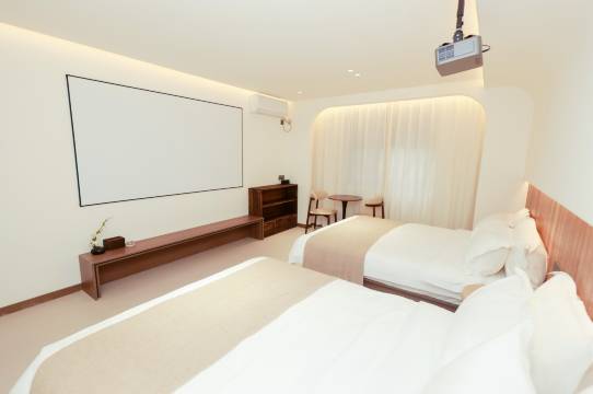 树屿民宿(清明上河园店)