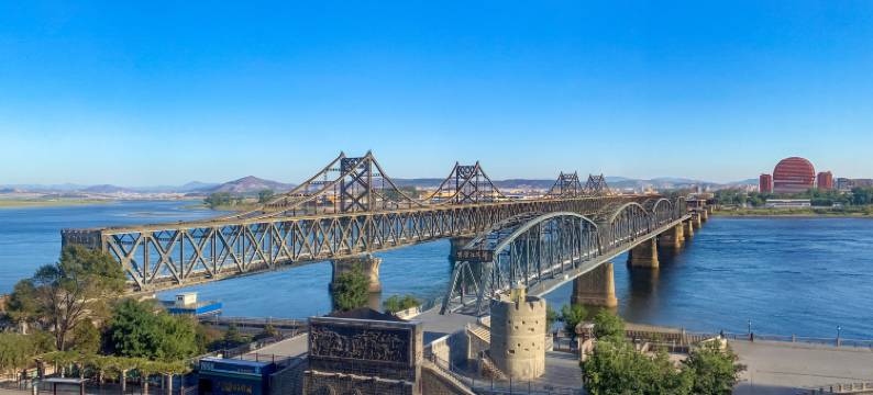 桔子酒店(丹东火车站鸭绿江断桥店)图片