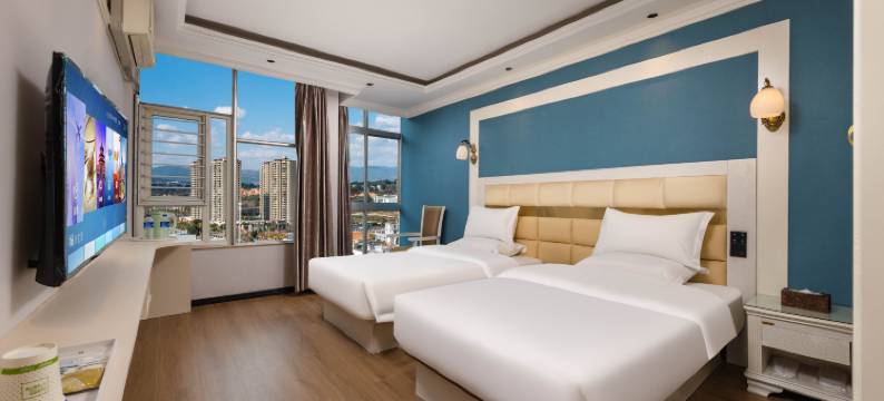 锦顺天华酒店(楚雄彝人古镇店)图片