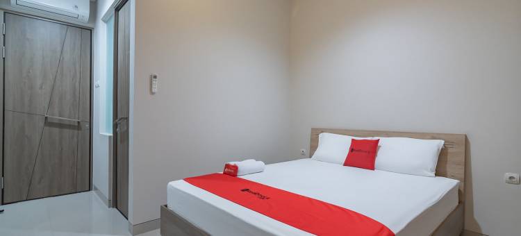 红多兹普拉斯酒店-井里汶市中心(RedDoorz Plus @ Cirebon City Center)图片