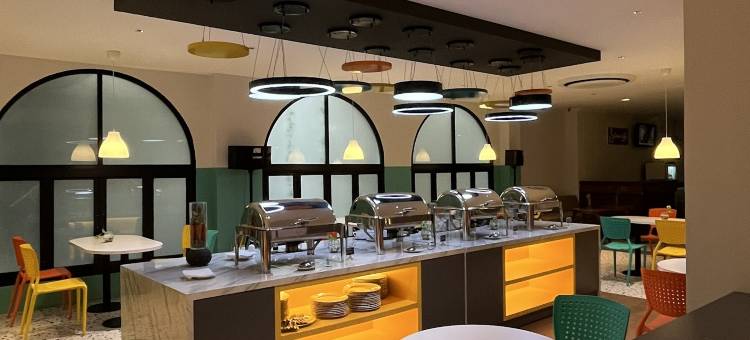 特加尔亚历山大酒店(Alexander Hotel Tegal)图片