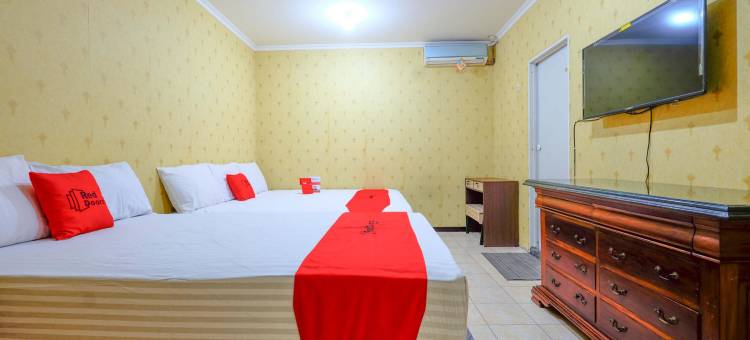 瑞德多兹酒店 @ 三宝珑塞提雅布迪路(RedDoorz Near Universitas Diponegoro Semarang)图片