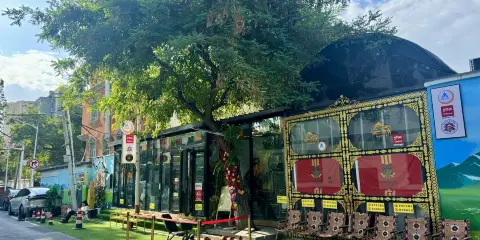 岡仁波齊青年旅舍(六星街店)