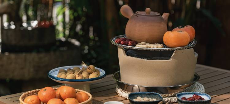 欢庭·源头里原始村落酒店图片