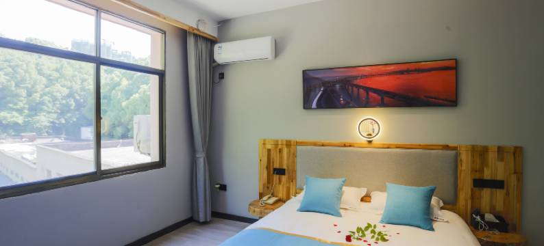 黄石拾忆美宿影院酒店(黄石北站店)图片