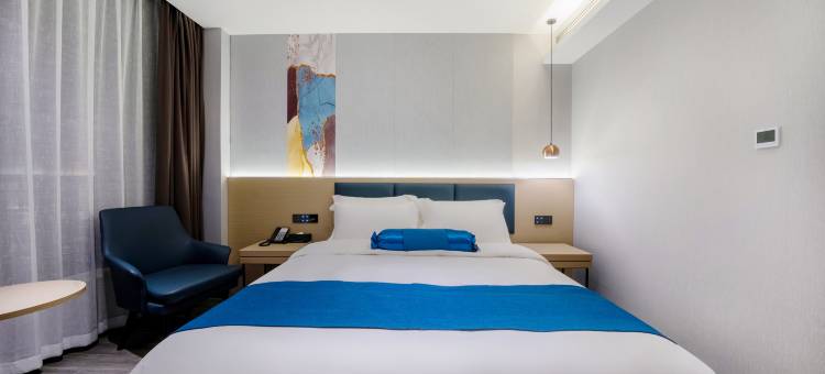 艺龙瑞云酒店(合肥新蚌埠路兴华苑地铁站店)图片