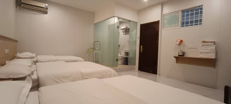 南京又一天轻奢酒店(万寿地铁站高力汽配城店)图片