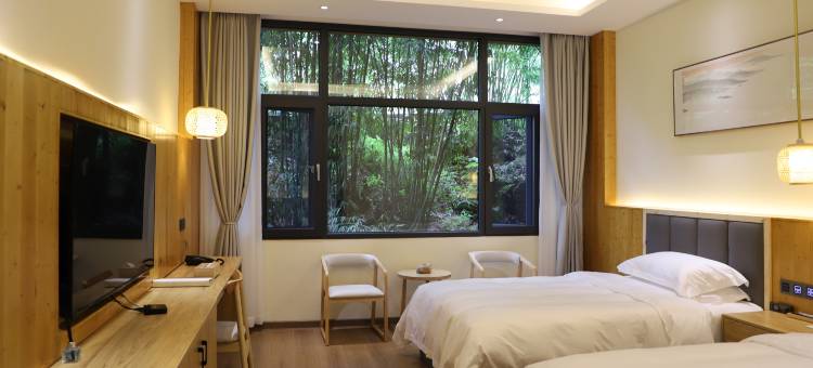 石屋半山酒店图片