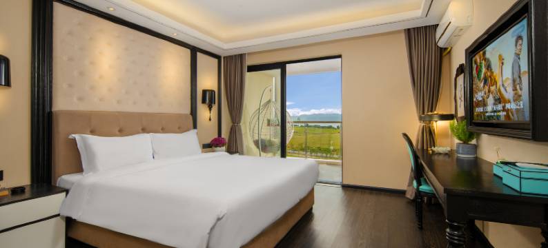 湖途酒店(抚仙湖广龙小镇店)图片