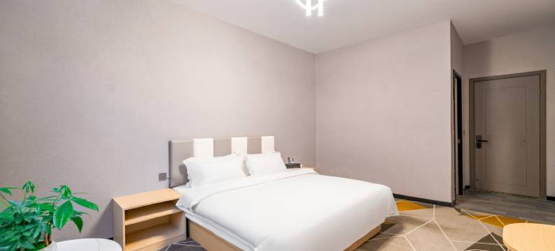 遵义悦蔓酒店(汇川区茅草铺客运站店)图片