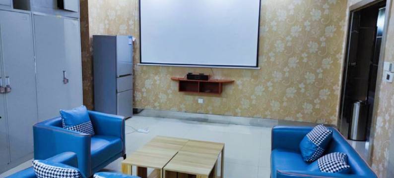 余姚筑梦者太空舱客栈(胜山西路店)图片