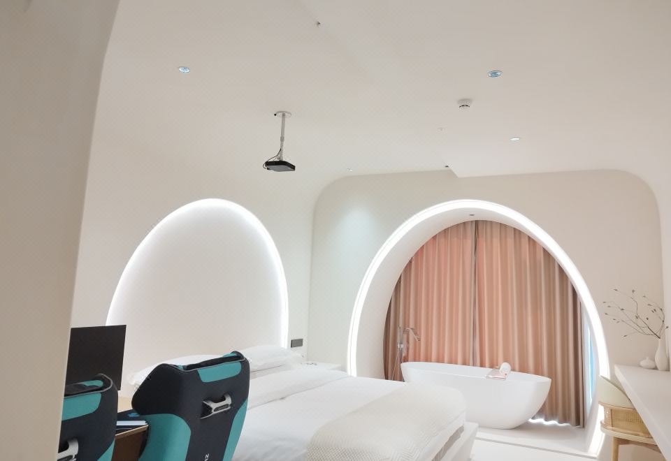 Yibin Science Fiction City Hotel Hotel Overview