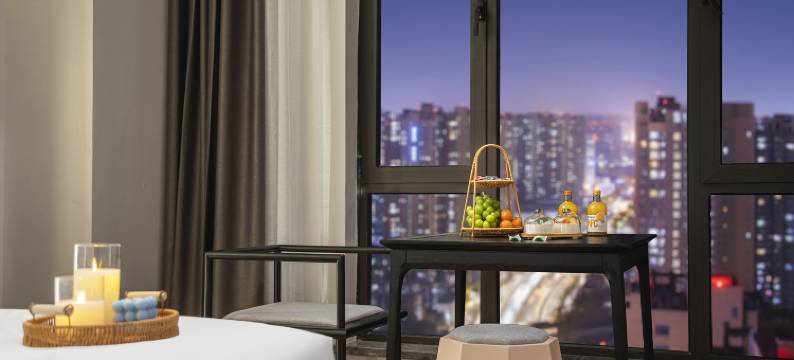 陌上轻居酒店(郑州陇海东路地铁站大润发店)图片