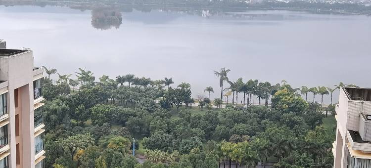 弥勒湖隐民宿(湖泉生态园红河水乡店)图片