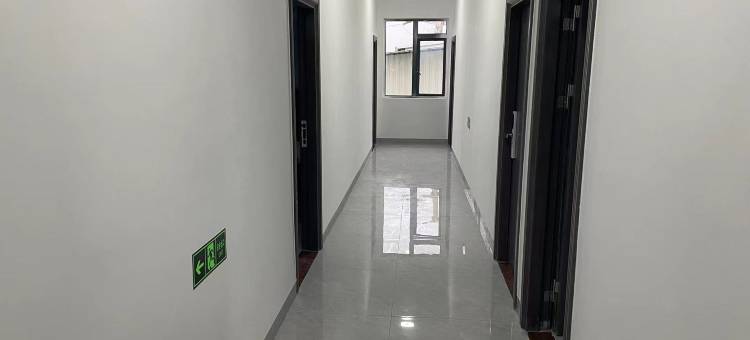 柏曼温泉公寓(丰顺罗孚水上乐园店)图片