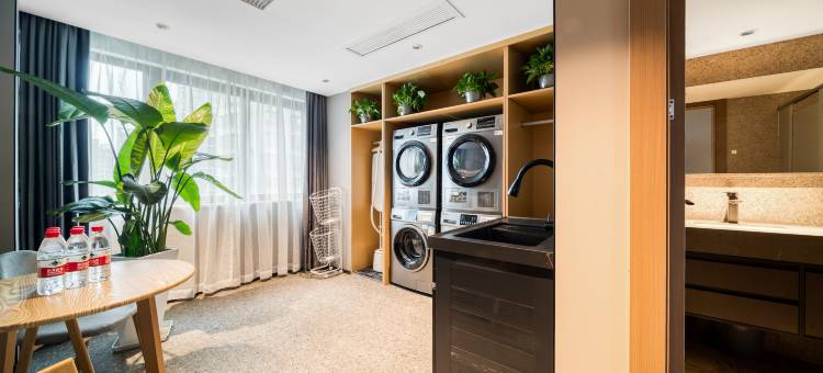 尚客优悦酒店(杭州下沙大学城高沙路地铁站店)图片