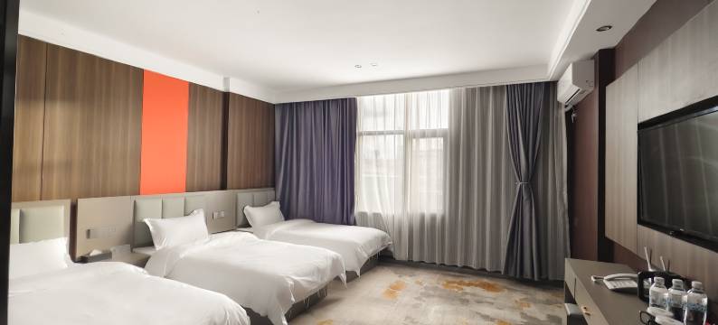 日喀则西域之家商务酒店图片