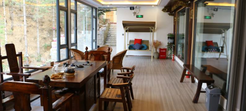 香格里拉·扎实农布·藏式禅意·观景庭院图片