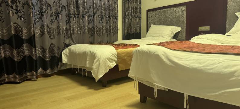 刚察景悦假日宾馆图片