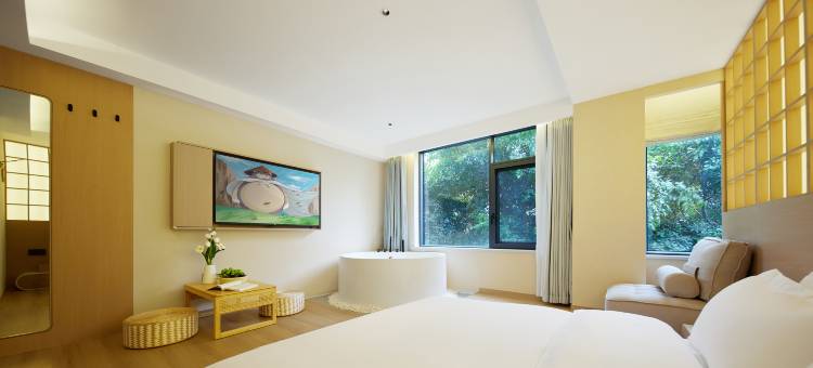 龙猫精灵酒店(西南交大沙湾地铁站店)图片