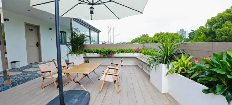 扬州•河岸小居设计民宿(东关街何园店)图片