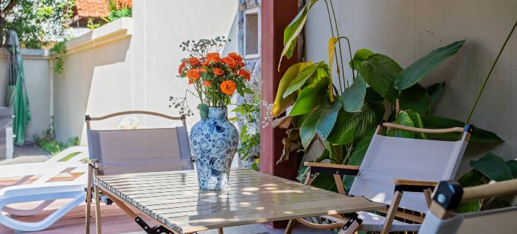 抚仙湖悦湖湾泳池别墅图片