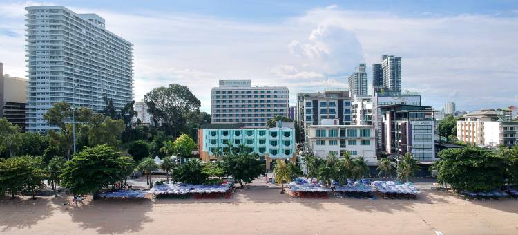 芭堤雅湾景酒店(The Bayview Hotel)图片