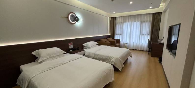 宜盛智能酒店(忠县实验小学滨江路店)图片