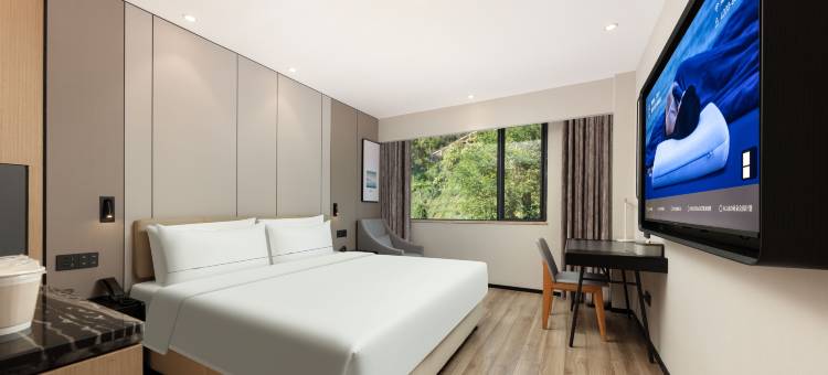 厦门建业路地铁站东渡客运码头亚朵酒店图片