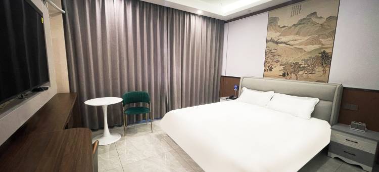 鑫桥酒店(博乐滨河公园凤凰山游乐园店)图片