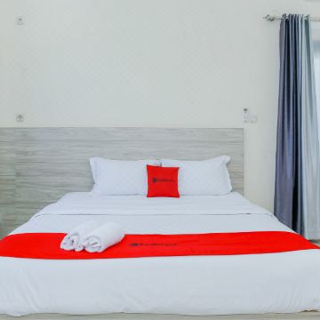 RedDoorz Plus @ GNG Hotel El Tari Airport Kupang(RedDoorz Plus @ GNG Hotel El Tari Airport Kupang)图片