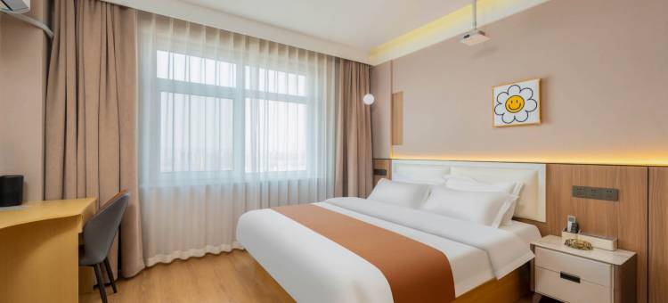 怡景优选影音民宿(万达广场店)图片