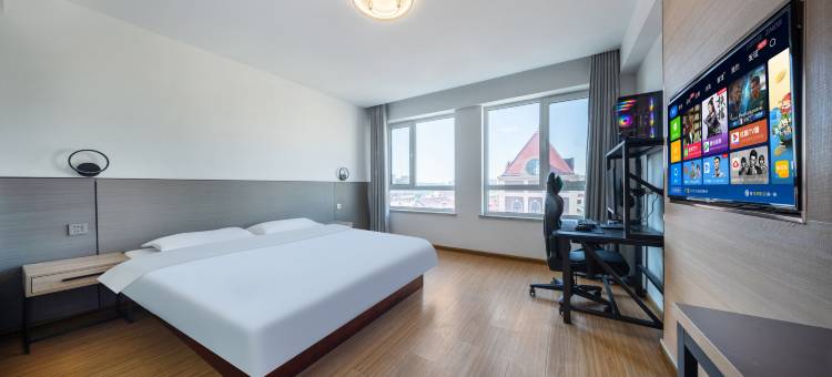 美娱·星峰电竞酒店(青岛城阳海鲜批发城泰豪国际广场店)图片