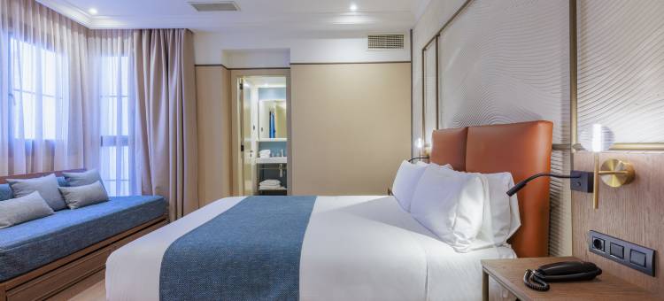 梅迪纳塞利酒店(Hotel Medinaceli)图片