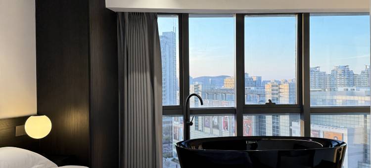 陶然观澜·高空酒店(苏宁广场店)图片