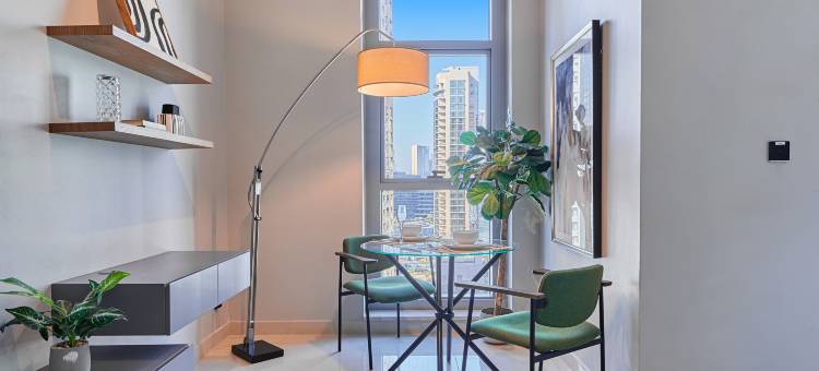 bnbme | 时尚单间公寓，带私人阳台，可欣赏城市美景(bnbme | Stylish Studio w/ Pvt Balcony & City Views)图片