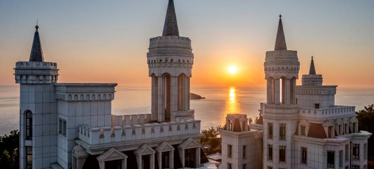 烟台养马岛观海城堡民宿(环岛路店)图片