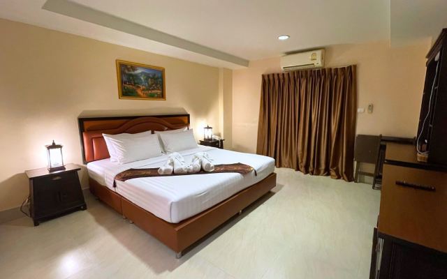 Rayong Lanna HotelOver view