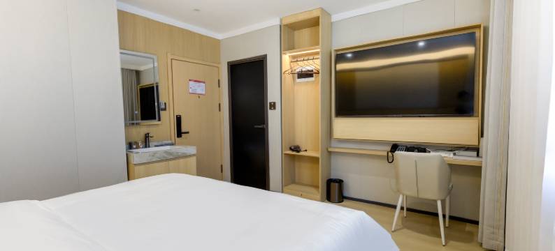 两庆酒店(牙克石火车站店)图片