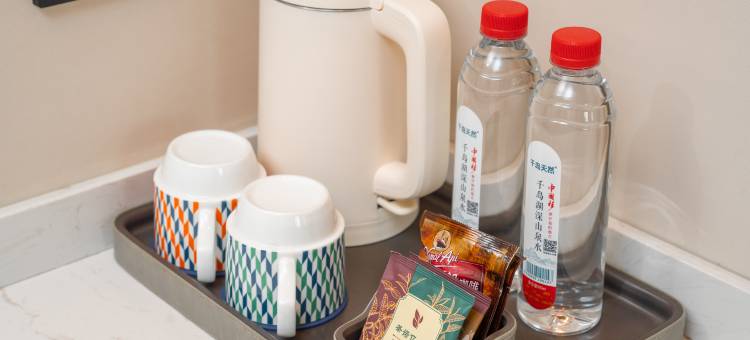 四季华桐酒店(桐庐市中心广场店)图片