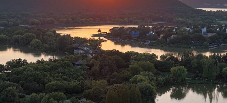 铂曼水云间民宿(徐州云龙湖风景区店)图片