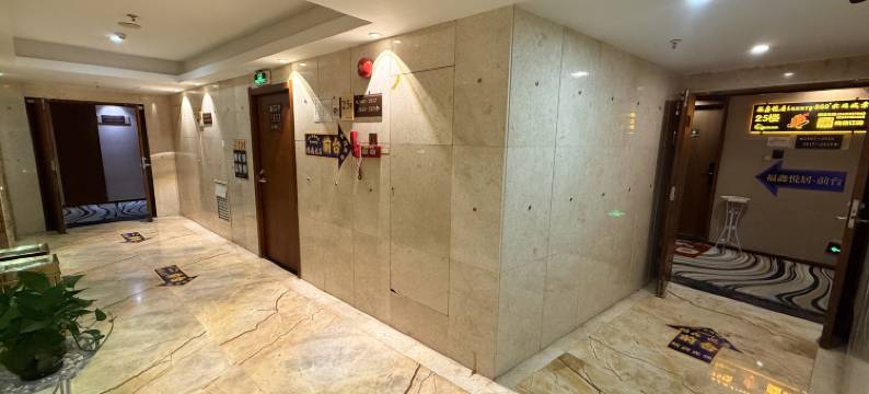 福鑫Luxury·360°云端城景悦居(利鑫圣菲康城店)图片